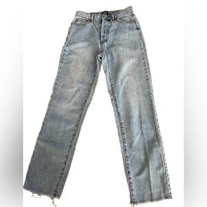 BDG SLIM STRAIGHT Light Wash Raw Edge Hem Denim Jeans Size 24 26x27